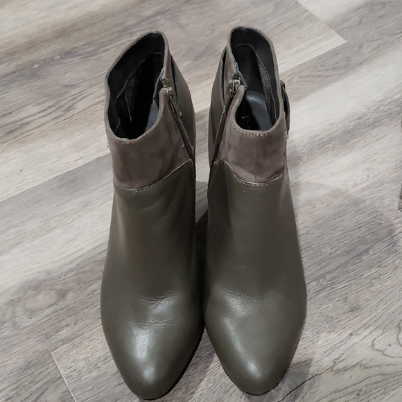 Bar III Booties - Picture 1 of 6